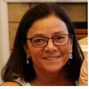 Meet your Posher, Debbie